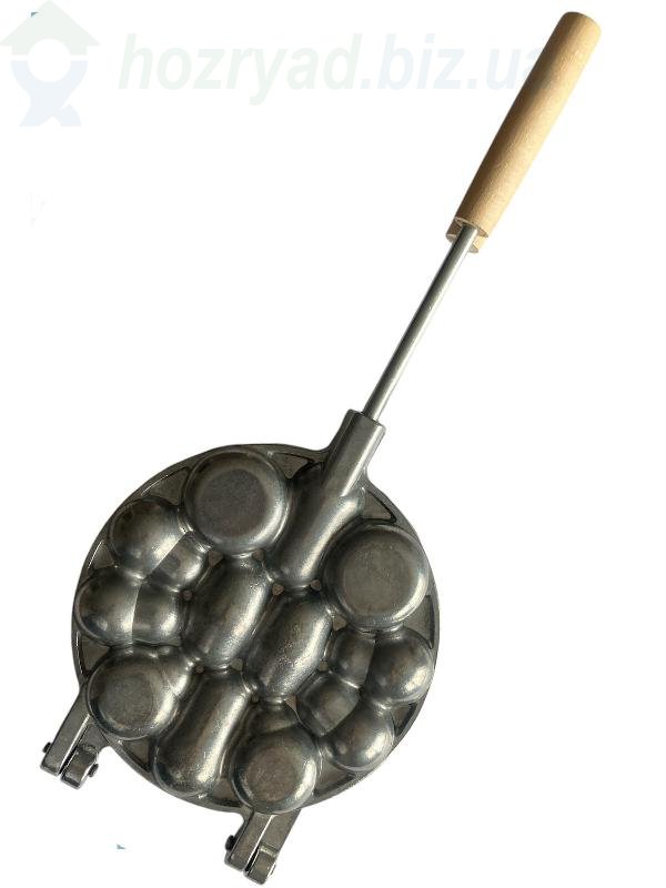       ,  12 